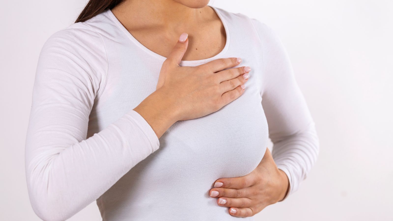 Saline vs Silicone Implants: Which One Is Right for You?